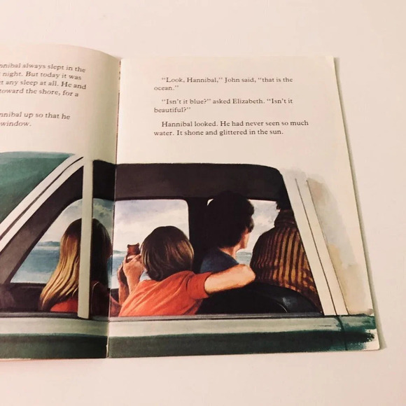 Vintage 1978 Hannibal At  the Beach by Raymond Howe Happytime Books - Picture 11 of 16